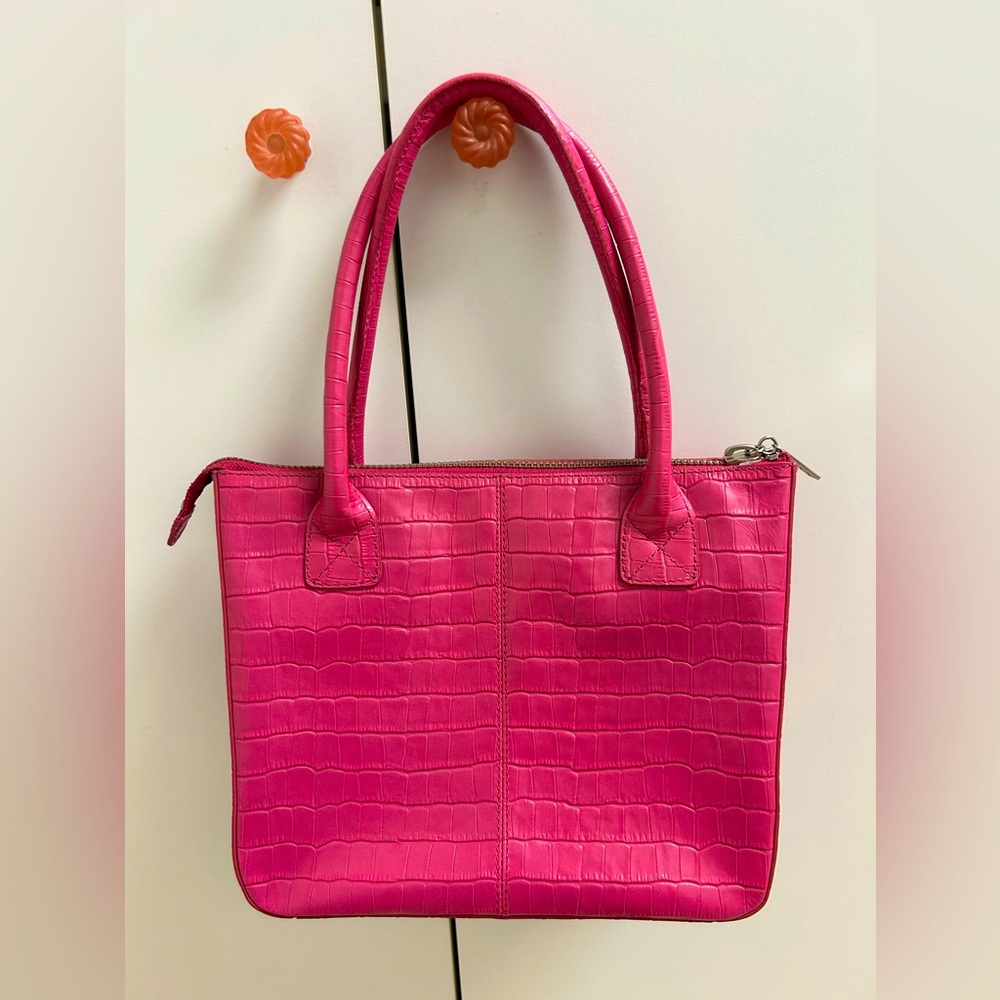 MAXX New York Crocodile Embossed leather handbag